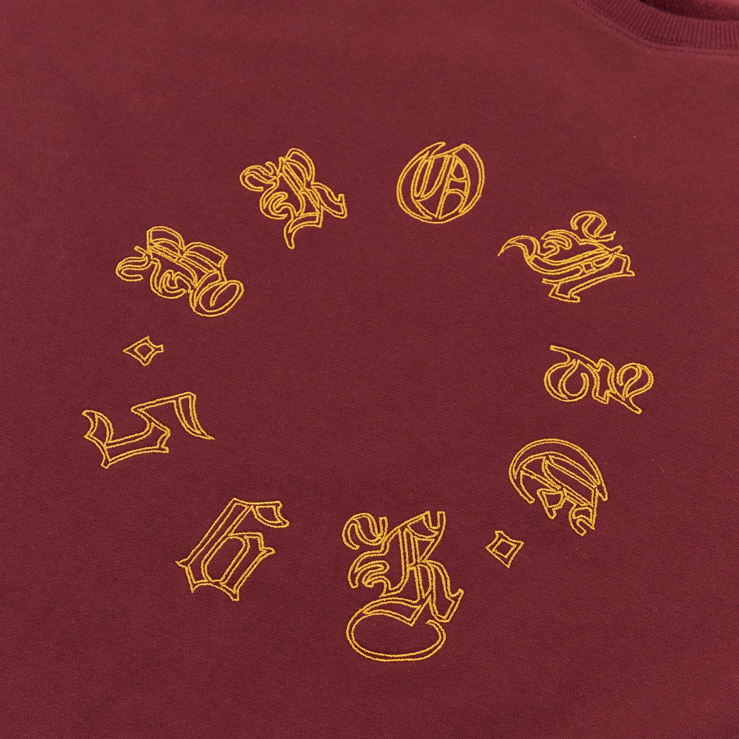 OLD E CIRCLE CREWNECK BURGUNDY