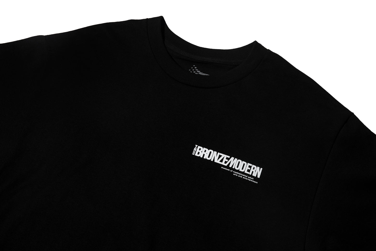 BRONZE MODERN TEE BLACK