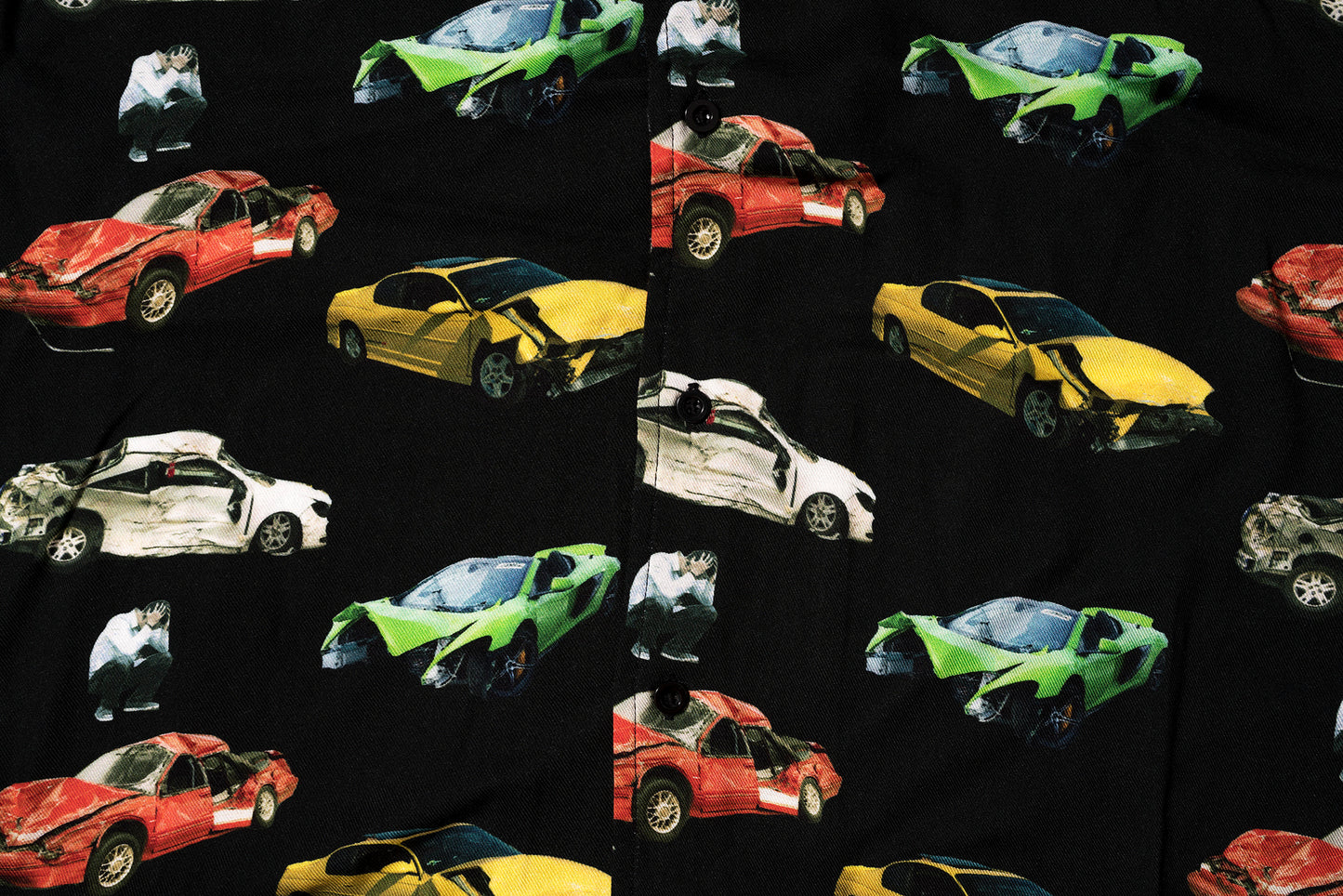 WRECKED CARS BUTTON UP BLACK