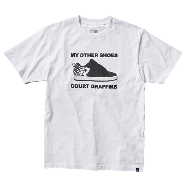 DC SHOES X BRONZE56K COURT GRAFFIK TEE WHITE